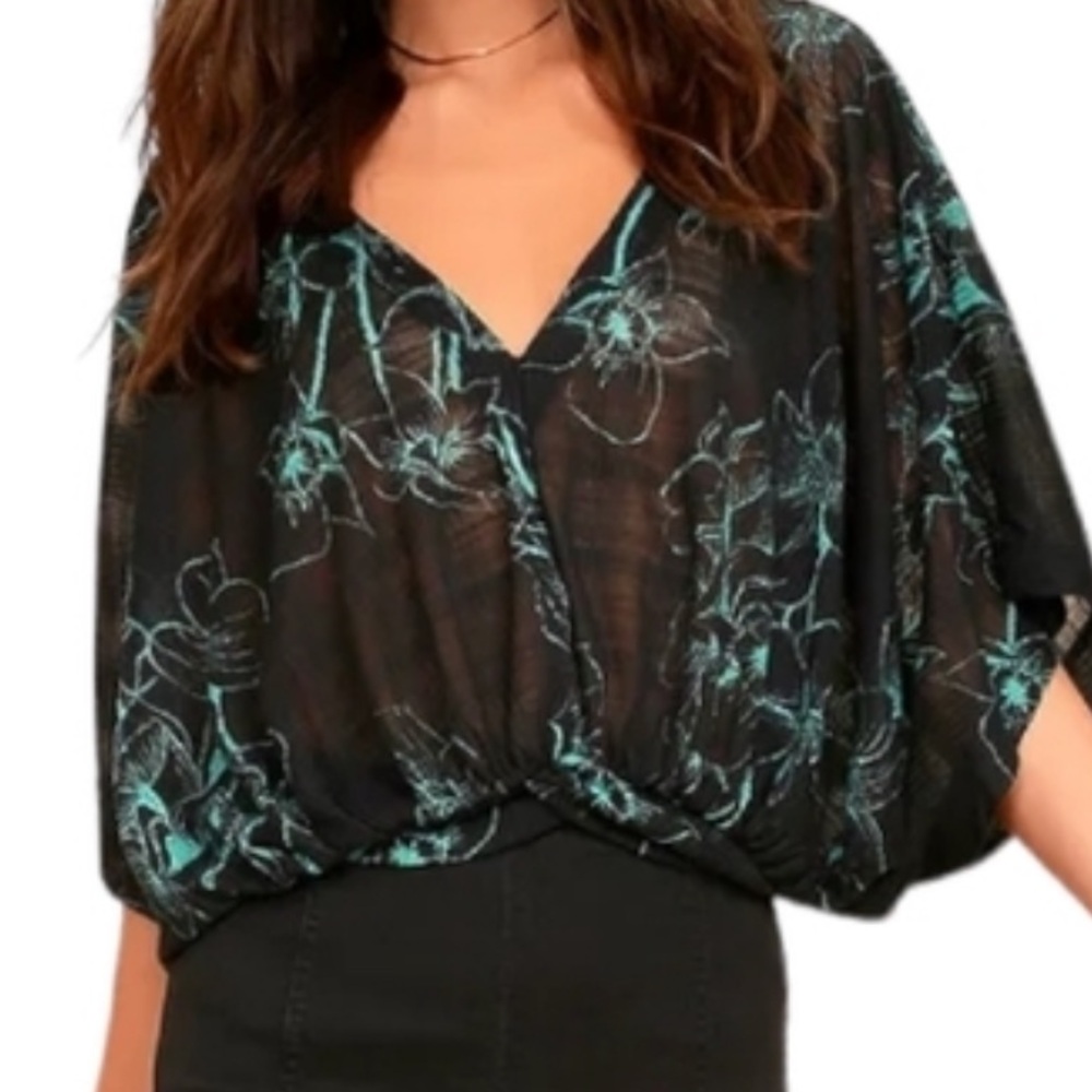 Free People, Woman’s Size M Floral Black and Green Top - Picture 6 of 7